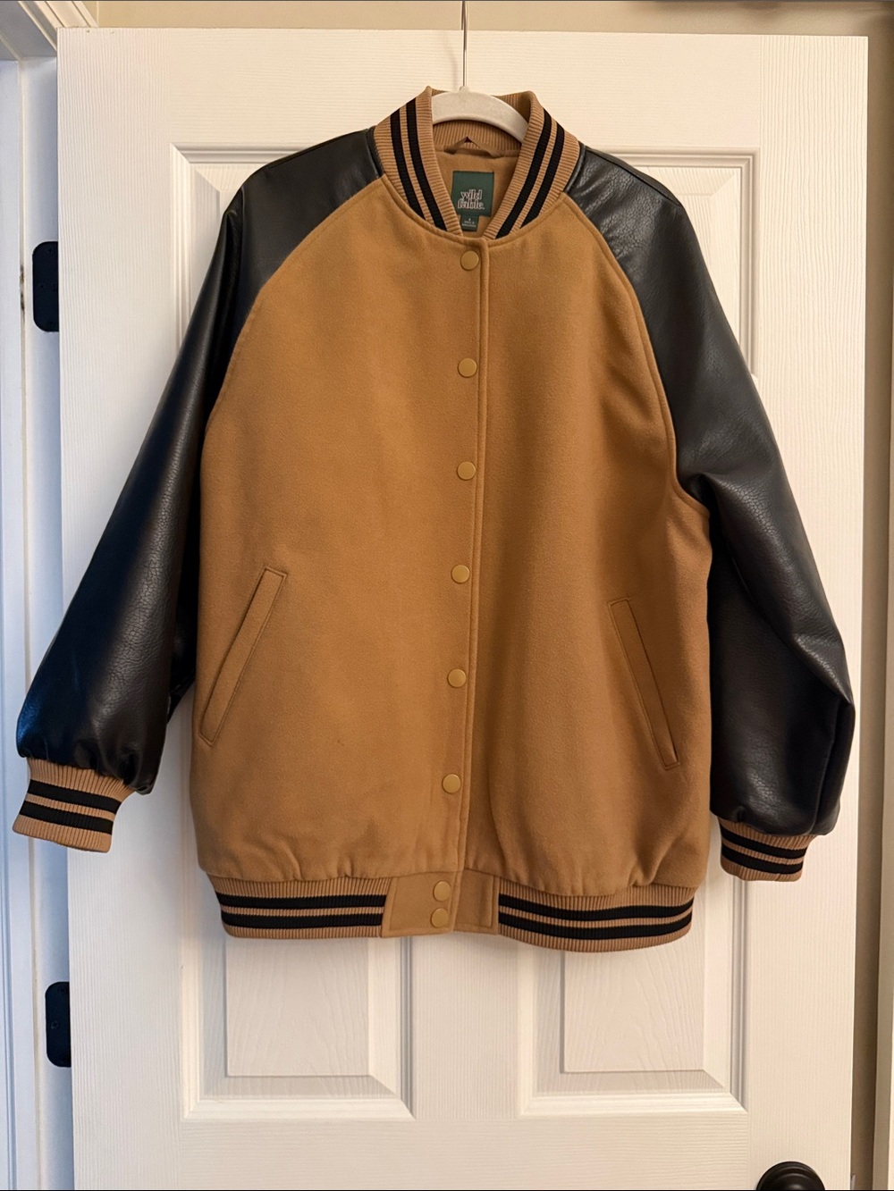 Women’s Two-Tone Oversized Bomber Jacket in Camel and Black